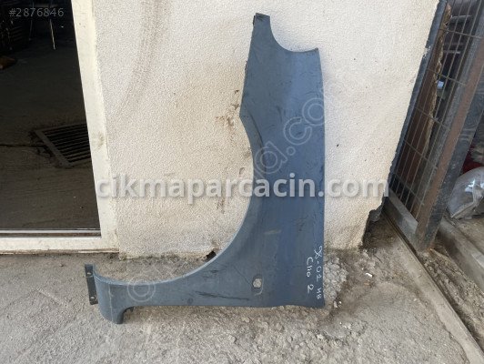 Renault Clio Çamurluk (Ön) çıkma parça