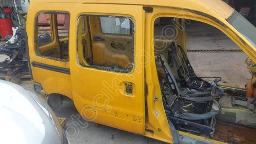 Renault Kangoo Sağ Sürgülü Kapı çıkma parça - ÇIKMACI 41 Kocaeli
