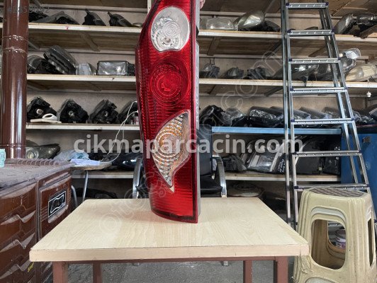 Renault Kangoo Kapı (Arka Sol) çıkma parça