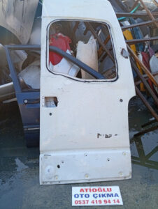 Renault Master Sağ Arka Kapı 2004-2010