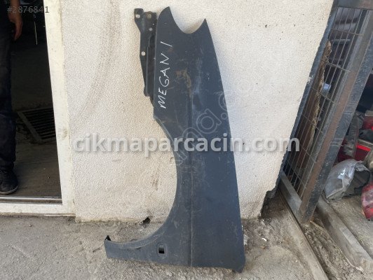 Renault Megane Çamurluk (Ön) çıkma parça