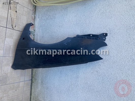 Renault Megane Çamurluk (Ön) çıkma parça