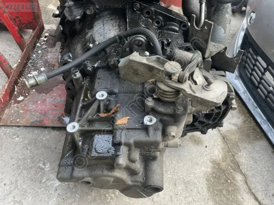 Renault Megane Manuel Şanzıman çıkma parça - T-F-M OTOMOTİV Sakarya