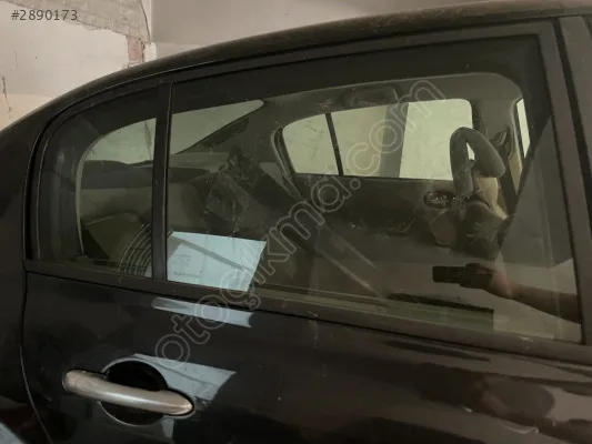 Renault Megane Sağ Arka Kapı çıkma parça - T-F-M OTOMOTİV Sakarya