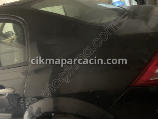 Renault Megane Çamurluk (Arka) çıkma parça