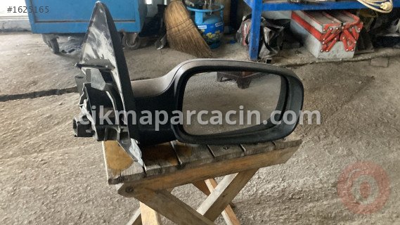Renault Megane Ayna çıkma parça
