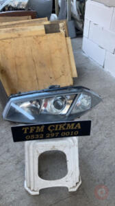 RENAULT MEGANE 2 SOL FAR ZENON | ÇIKMA PARÇA
