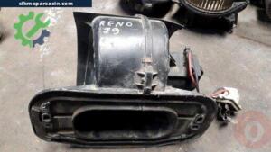 Renault R19 Fan Motoru Çıkma
