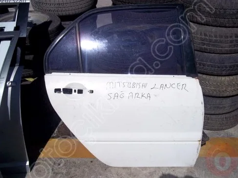 Renault Captur Kapı (Arka Sağ) çıkma parça - ÇIKMACI 41 Kocaeli