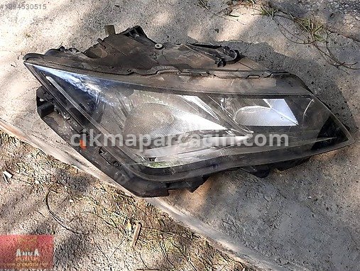 Seat Leon Sağ Ön Far çıkma parça