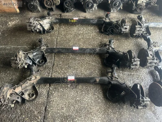 Toyota Auris Arka Dingil / Torsiyon çıkma parça