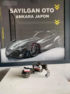 Toyota Auris Şanzıman Kulağı çıkma parça