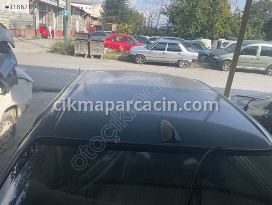 Toyota Corolla Tavan çıkma parça