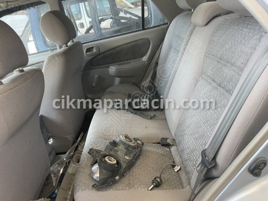Toyota Corolla Arka Koltuk çıkma parça