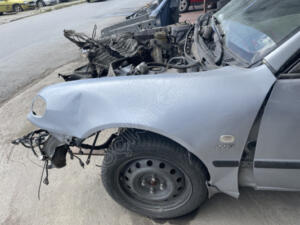 TOYOTA COROLLA 1998 2001 SOL ÖN ÇAMURLUK | ÇIKMA PARÇA