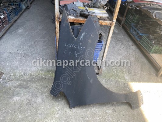 Toyota Corolla Çamurluk (Ön) çıkma parça