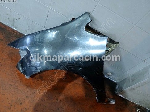 Toyota Corolla Çamurluk (Arka) çıkma parça