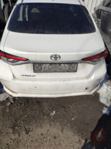 Toyota Corolla 2019 2023 arka bagaj kapağı
