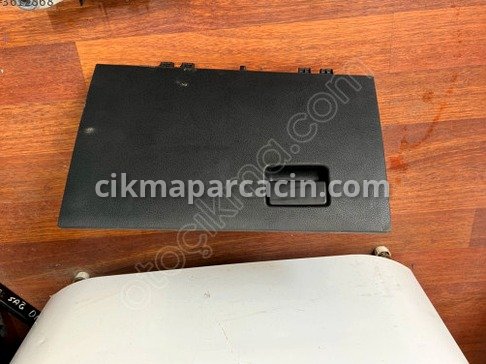 Toyota Corolla Torpido Gözü çıkma parça