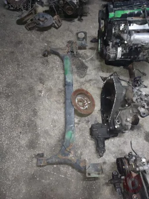 Toyota Corolla Arka Dingil / Torsiyon çıkma parça