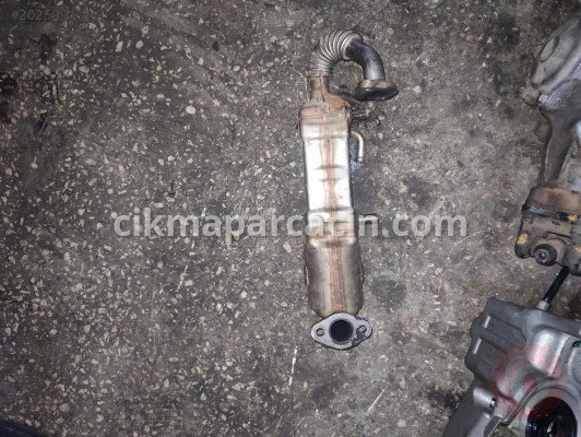 Toyota Corolla EGR Soğutucu çıkma parça