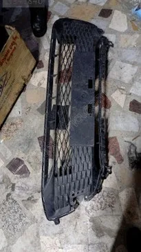Toyota Corolla Tampon Orta Izgara çıkma parça - CAN SANAYİ YEDEK PARÇA İstanbul