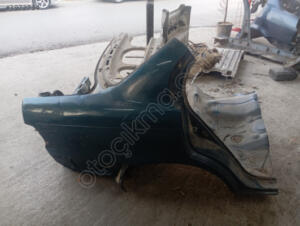 TOYOTA COROLLA EFSANE SAĞ ÇAMURLUK | ÇIKMA PARÇA