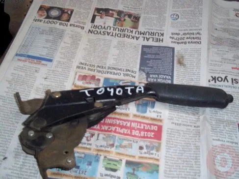 Toyota Corolla El Fren Kolu çıkma parça - ÇIKMACI 41 Kocaeli