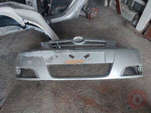 Toyota Corolla hb 2005 2007 ön tampon çıkma orjinal