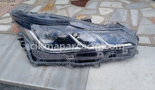 Toyota Corolla Far çıkma parça