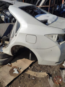 Toyota Corolla sol arka çamurluk
