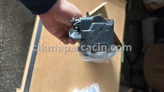Toyota Corolla Sis Farı çıkma parça