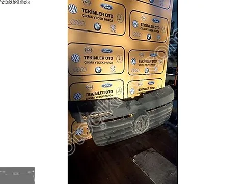 Volkswagen Transporter Ön Panjur / Izgara çıkma parça - TEKİNLER OTO YEDEK PARÇA Ankara