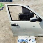 Volkswagen Caddy Sağ Ön Kapı çıkma parça - ÇIKMACI 41 Kocaeli