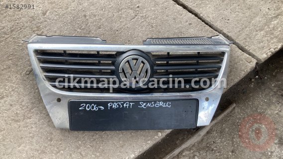 Volkswagen Passat Ön Panjur / Izgara çıkma parça