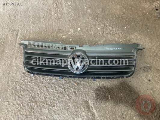 Volkswagen Passat Ön Panjur / Izgara çıkma parça