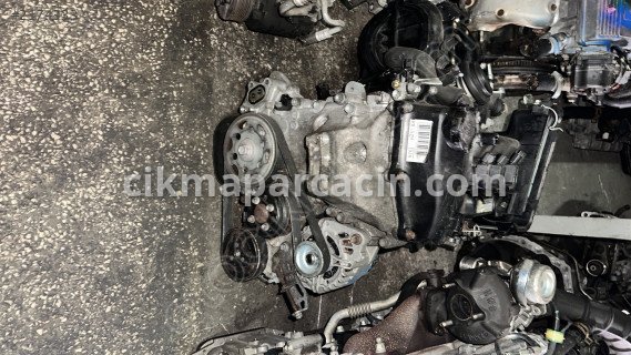 Toyota Yaris Komple Motor çıkma parça