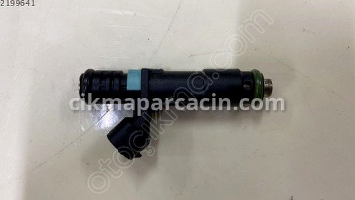 Audi A4 Enjektör çıkma parça