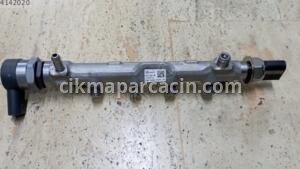 04L130089B AUDİ A3 1.6 TDI CLH MOTOR ENJEKTÖR KÜTÜĞÜ