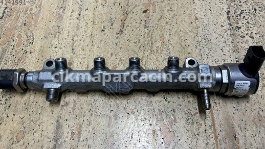 Volkswagen Amarok Enjektör Kütüğü çıkma parça