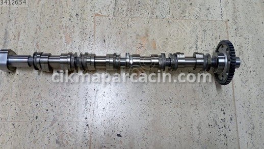 Audi A3 Eksantrik Mili çıkma parça
