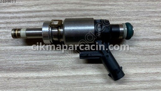 Audi A4 Enjektör çıkma parça