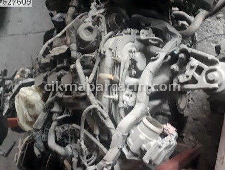 Mazda 2 çıkma parça