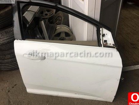 Ford Focus Sağ Ön Kapı çıkma parça