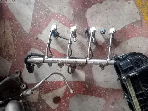 Opel Astra Enjektör Kütüğü çıkma parça - KOÇAL OTOMOTİV Trabzon