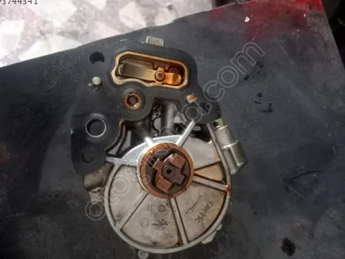 Opel Astra Vakum Pompası çıkma parça - KOÇAL OTOMOTİV Trabzon
