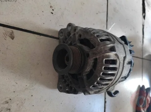 Volkswagen Polo Şarj Dinamosu çıkma parça - KOÇAL OTOMOTİV Trabzon
