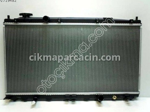 Honda Civic Turbo Radyatörü çıkma parça