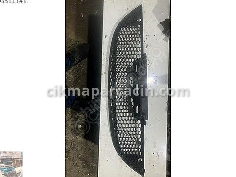Seat Leon Tampon Izgarası çıkma parça
