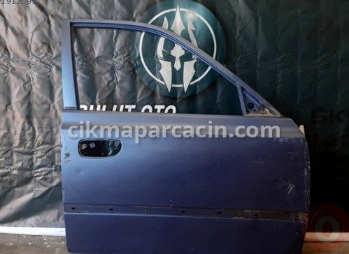 Hyundai Accent Sağ Ön Kapı çıkma parça